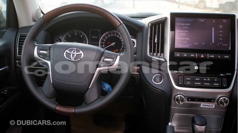 Big with watermark toyota land cruiser dhufar import dubai 1967