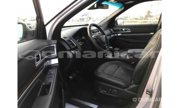 Buy Import Ford Explorer Other Car in Import - Dubai in Dhufar Buy Import Ford Explorer Other Car in Import - Dubai in Dhufar