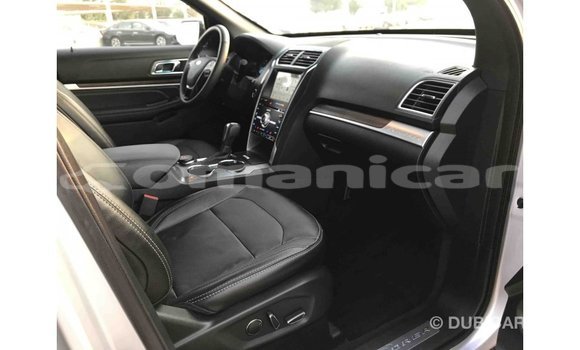 Buy Import Ford Explorer Other Car in Import - Dubai in Dhufar Buy Import Ford Explorer Other Car in Import - Dubai in Dhufar