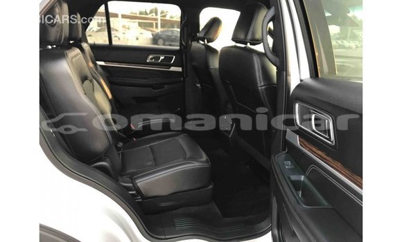 Buy Import Ford Explorer Other Car in Import - Dubai in Dhufar Buy Import Ford Explorer Other Car in Import - Dubai in Dhufar