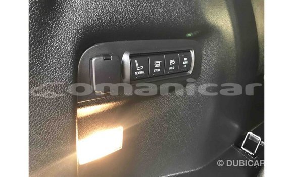 Buy Import Ford Explorer Other Car in Import - Dubai in Dhufar Buy Import Ford Explorer Other Car in Import - Dubai in Dhufar