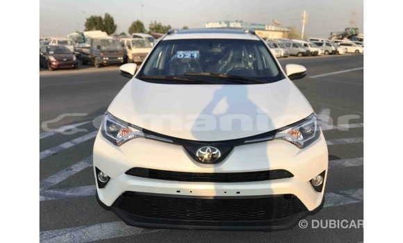 Buy Import Toyota 4Runner White Car in Import - Dubai in Dhufar Buy Import Toyota 4Runner White Car in Import - Dubai in Dhufar