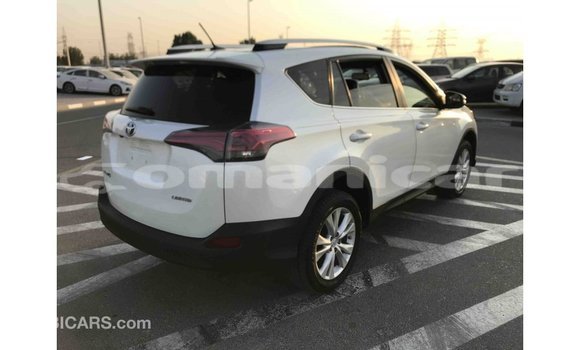 Buy Import Toyota 4Runner White Car in Import - Dubai in Dhufar Buy Import Toyota 4Runner White Car in Import - Dubai in Dhufar