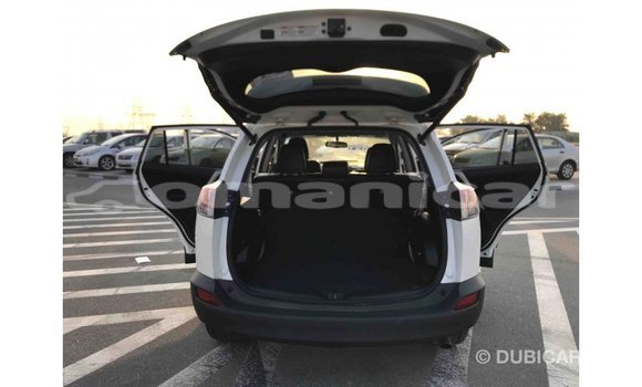 Buy Import Toyota 4Runner White Car in Import - Dubai in Dhufar Buy Import Toyota 4Runner White Car in Import - Dubai in Dhufar