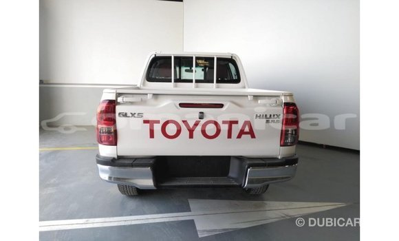 Buy Import Toyota Hilux White Car in Import - Dubai in Dhufar Buy Import Toyota Hilux White Car in Import - Dubai in Dhufar