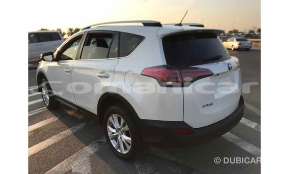 Buy Import Toyota 4Runner White Car in Import - Dubai in Dhufar Buy Import Toyota 4Runner White Car in Import - Dubai in Dhufar
