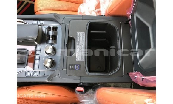 Buy Import Lexus LX White Car in Import - Dubai in Dhufar Buy Import Lexus LX White Car in Import - Dubai in Dhufar