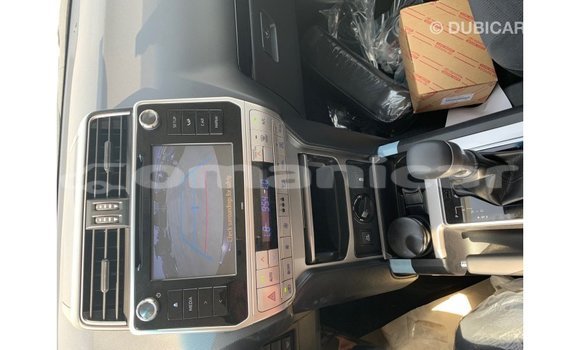 Buy Import Toyota Prado Black Car in Import - Dubai in Dhufar Buy Import Toyota Prado Black Car in Import - Dubai in Dhufar