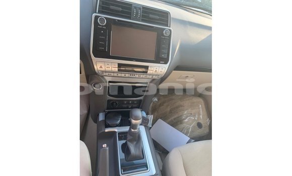 Buy Import Toyota Prado Other Car in Import - Dubai in Dhufar Buy Import Toyota Prado Other Car in Import - Dubai in Dhufar