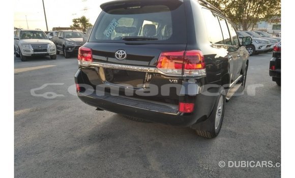 Buy Import Toyota Land Cruiser Black Car in Import - Dubai in Dhufar Buy Import Toyota Land Cruiser Black Car in Import - Dubai in Dhufar