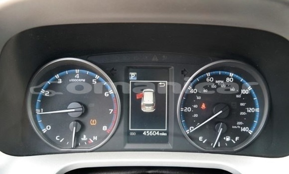 Buy Used Toyota RAV4 White Car in Import - Dubai in Dhufar Buy Used Toyota RAV4 White Car in Import - Dubai in Dhufar