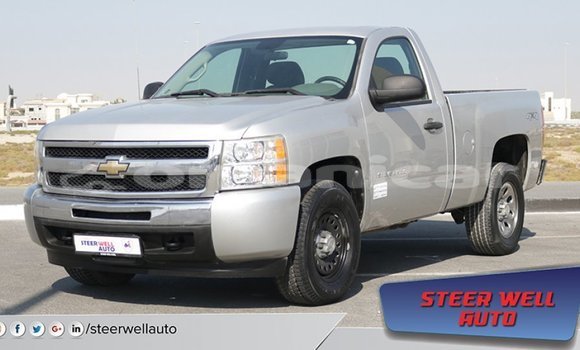 Buy Import Chevrolet Silverado Other Car in Import - Dubai in Dhufar