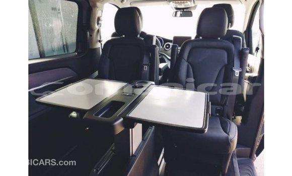Buy Import Mercedes-Benz 250 Black Car in Import - Dubai in Dhufar Buy Import Mercedes-Benz 250 Black Car in Import - Dubai in Dhufar