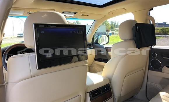 Buy Used Lexus LX 570 White Car in Muscat in Masqat Buy Used Lexus LX 570 White Car in Muscat in Masqat