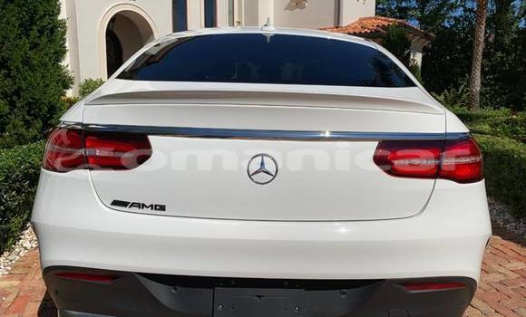 Buy Used Mercedes-Benz GLE White Car in Muscat in Masqat Buy Used Mercedes-Benz GLE White Car in Muscat in Masqat