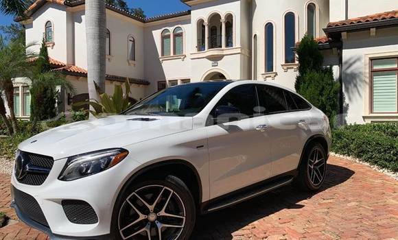 Buy Used Mercedes-Benz GLE White Car in Muscat in Masqat Buy Used Mercedes-Benz GLE White Car in Muscat in Masqat
