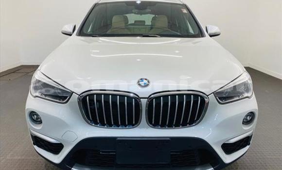 Buy Used BMW X1 White Car in Muscat in Masqat