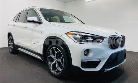 Buy Used BMW X1 White Car in Muscat in Masqat Buy Used BMW X1 White Car in Muscat in Masqat