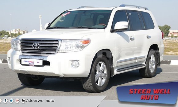 Buy Import Toyota Land Cruiser White Car in Import - Dubai in Dhufar Buy Import Toyota Land Cruiser White Car in Import - Dubai in Dhufar