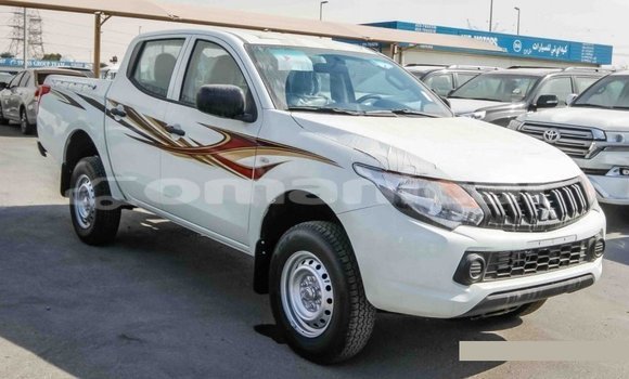 Buy Import Mitsubishi L200 White Car in Import - Dubai in Dhufar Buy Import Mitsubishi L200 White Car in Import - Dubai in Dhufar