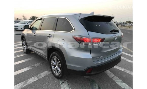 Buy Import Toyota Highlander Other Car in Import - Dubai in Dhufar Buy Import Toyota Highlander Other Car in Import - Dubai in Dhufar