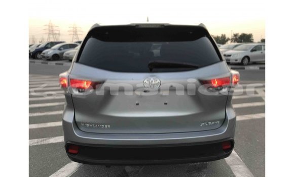 Buy Import Toyota Highlander Other Car in Import - Dubai in Dhufar Buy Import Toyota Highlander Other Car in Import - Dubai in Dhufar