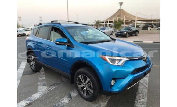 Buy Import Toyota 4Runner Blue Car in Import - Dubai in Dhufar Buy Import Toyota 4Runner Blue Car in Import - Dubai in Dhufar