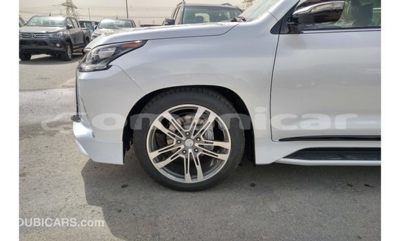 Buy Import Lexus LX White Car in Import - Dubai in Dhufar Buy Import Lexus LX White Car in Import - Dubai in Dhufar