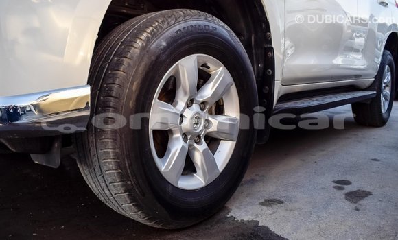 Buy Import Toyota Prado White Car in Import - Dubai in Dhufar Buy Import Toyota Prado White Car in Import - Dubai in Dhufar