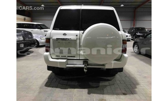 Buy Import Nissan Patrol White Car in Import - Dubai in Dhufar Buy Import Nissan Patrol White Car in Import - Dubai in Dhufar