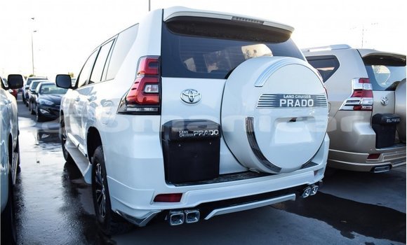 Buy Import Toyota Prado White Car in Import - Dubai in Dhufar Buy Import Toyota Prado White Car in Import - Dubai in Dhufar