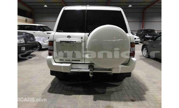 Buy Import Nissan Patrol White Car in Import - Dubai in Dhufar Buy Import Nissan Patrol White Car in Import - Dubai in Dhufar