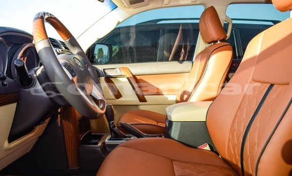 Buy Import Toyota Prado White Car in Import - Dubai in Dhufar Buy Import Toyota Prado White Car in Import - Dubai in Dhufar