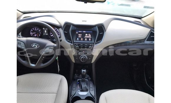Buy Import Hyundai Santa Fe Other Car in Import - Dubai in Dhufar Buy Import Hyundai Santa Fe Other Car in Import - Dubai in Dhufar