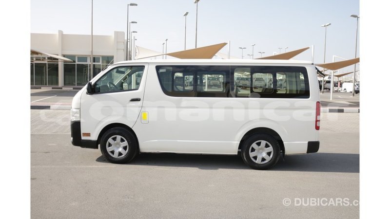 Big with watermark toyota hiace dhufar import dubai 2062