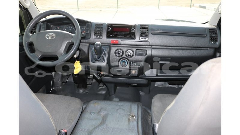 Big with watermark toyota hiace dhufar import dubai 2062