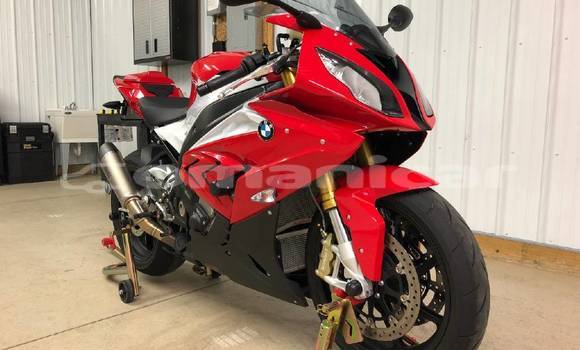 Buy Used BMW S 1000 Red Bike in Muscat in Masqat Buy Used BMW S 1000 Red Bike in Muscat in Masqat