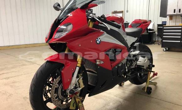 Buy Used BMW S 1000 Red Bike in Muscat in Masqat Buy Used BMW S 1000 Red Bike in Muscat in Masqat