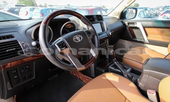Buy Import Toyota Prado White Car in Import - Dubai in Dhufar Buy Import Toyota Prado White Car in Import - Dubai in Dhufar
