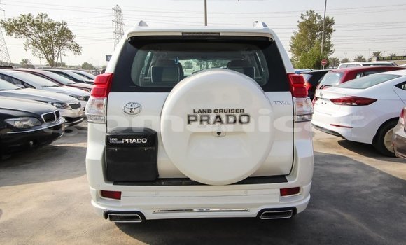 Buy Import Toyota Prado White Car in Import - Dubai in Dhufar Buy Import Toyota Prado White Car in Import - Dubai in Dhufar