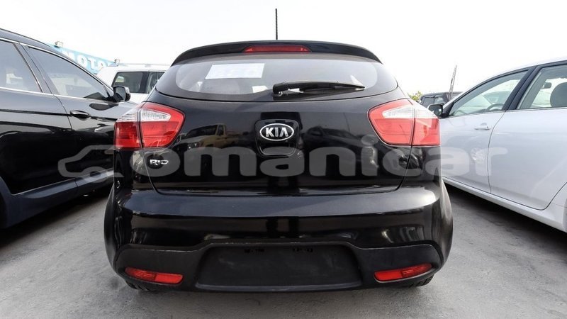 Big with watermark kia rio dhufar import dubai 2082