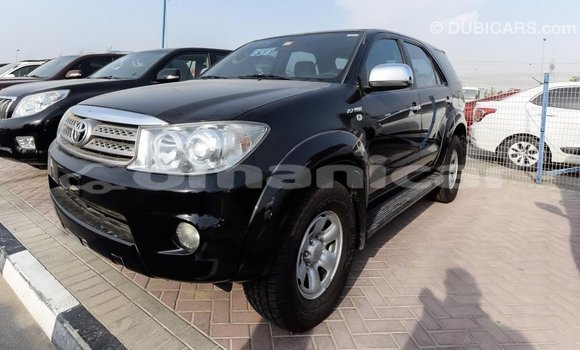 Buy Import Toyota Fortuner Black Car in Import - Dubai in Dhufar Buy Import Toyota Fortuner Black Car in Import - Dubai in Dhufar