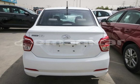 Buy Import Hyundai i10 White Car in Import - Dubai in Dhufar Buy Import Hyundai i10 White Car in Import - Dubai in Dhufar