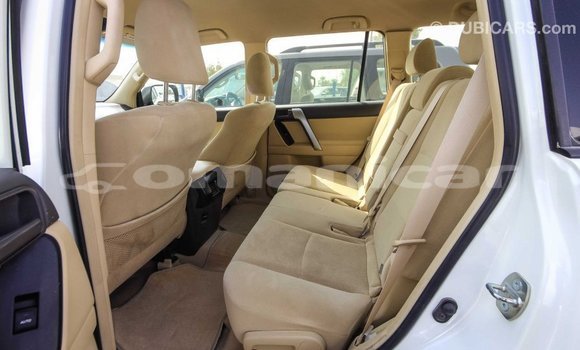 Buy Import Toyota Prado White Car in Import - Dubai in Dhufar Buy Import Toyota Prado White Car in Import - Dubai in Dhufar