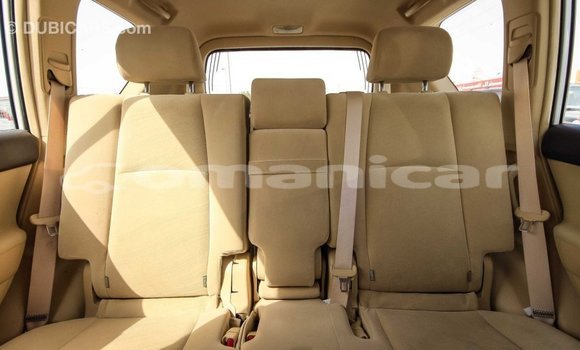 Buy Import Toyota Prado White Car in Import - Dubai in Dhufar Buy Import Toyota Prado White Car in Import - Dubai in Dhufar