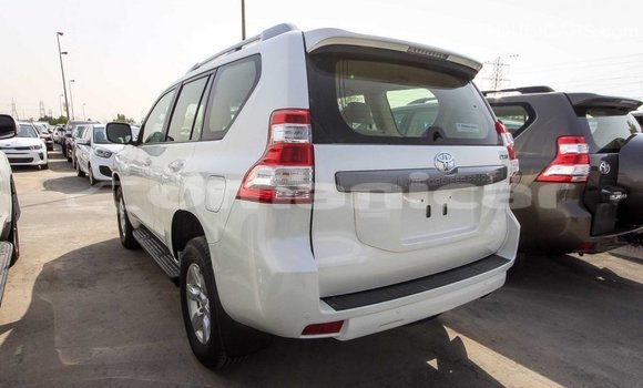 Buy Import Toyota Prado White Car in Import - Dubai in Dhufar Buy Import Toyota Prado White Car in Import - Dubai in Dhufar