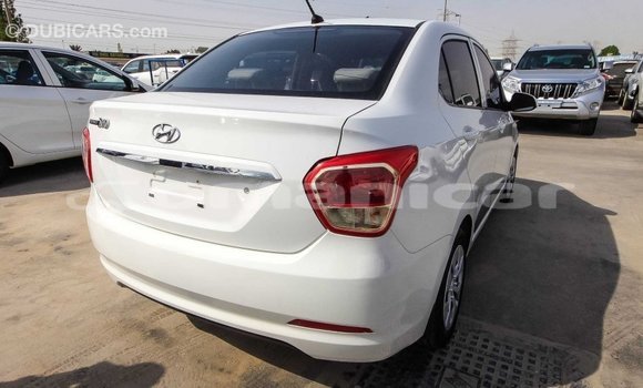 Buy Import Hyundai i10 White Car in Import - Dubai in Dhufar Buy Import Hyundai i10 White Car in Import - Dubai in Dhufar