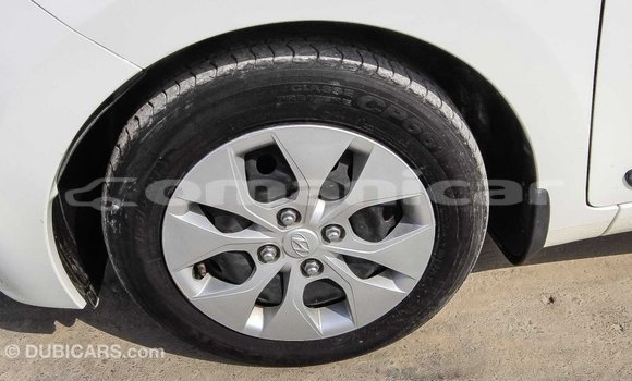 Buy Import Hyundai i10 White Car in Import - Dubai in Dhufar Buy Import Hyundai i10 White Car in Import - Dubai in Dhufar