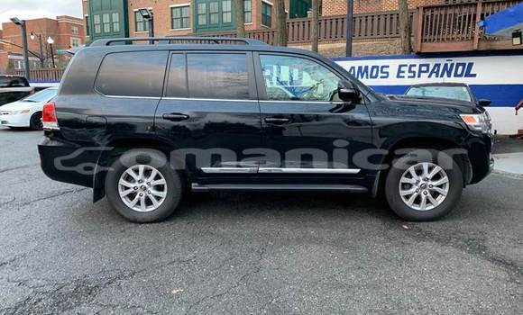 Buy Used Toyota Land Cruiser Black Car in Muscat in Masqat Buy Used Toyota Land Cruiser Black Car in Muscat in Masqat