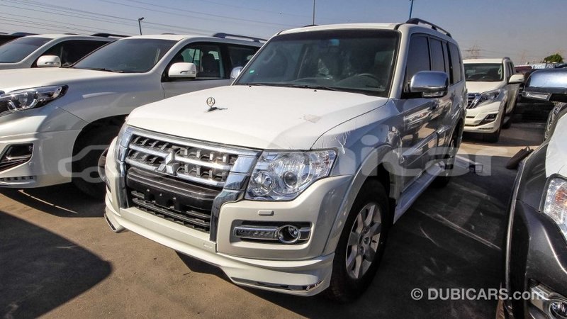 Big with watermark mitsubishi pajero dhufar import dubai 2104